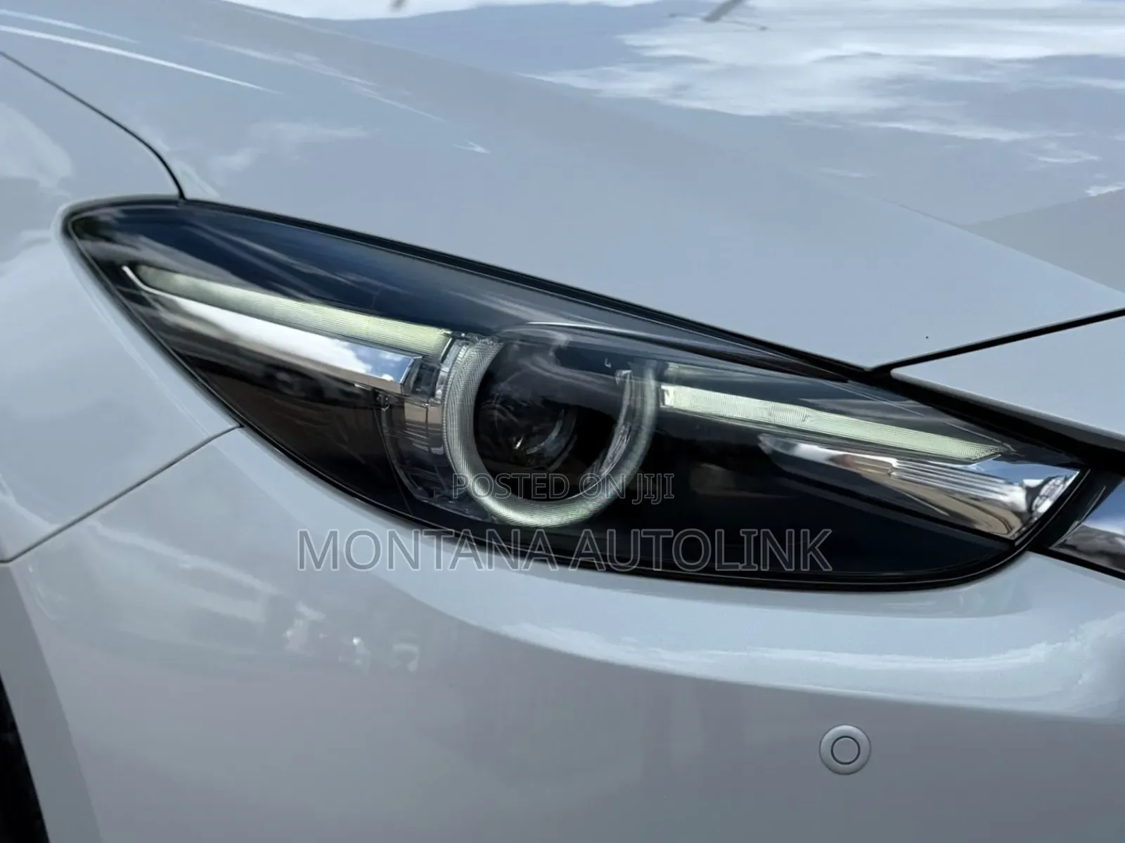 Mazda Axela 2018 Pearl