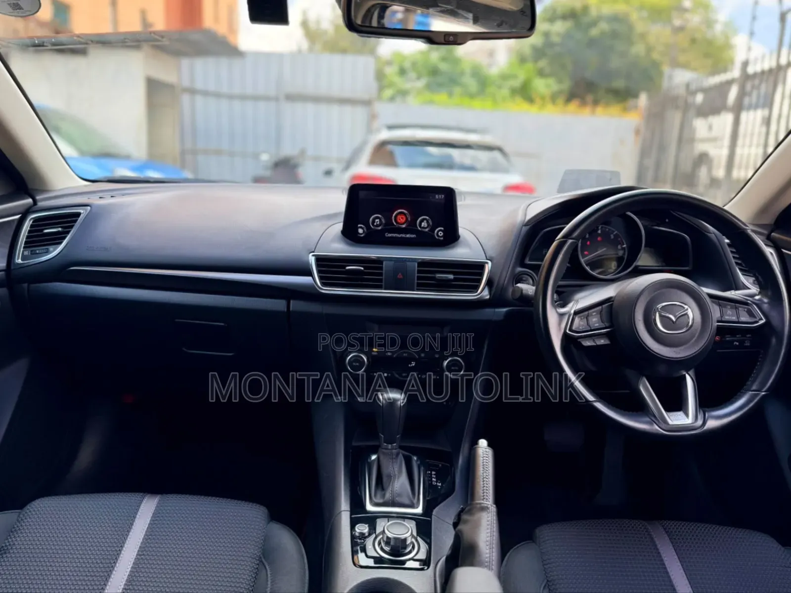 Mazda Axela 2018 Pearl