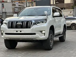 Toyota Land Cruiser Prado 2.8 2019 White