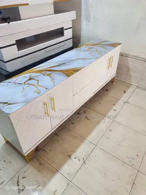 Stylish Clean Stand (Tv Stand)