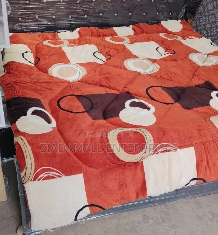 Single Woolen Duvet – Soft, Durable, and Naturally Insulating