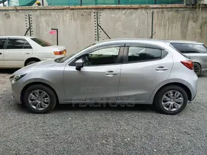 Mazda Demio 2018 Gray