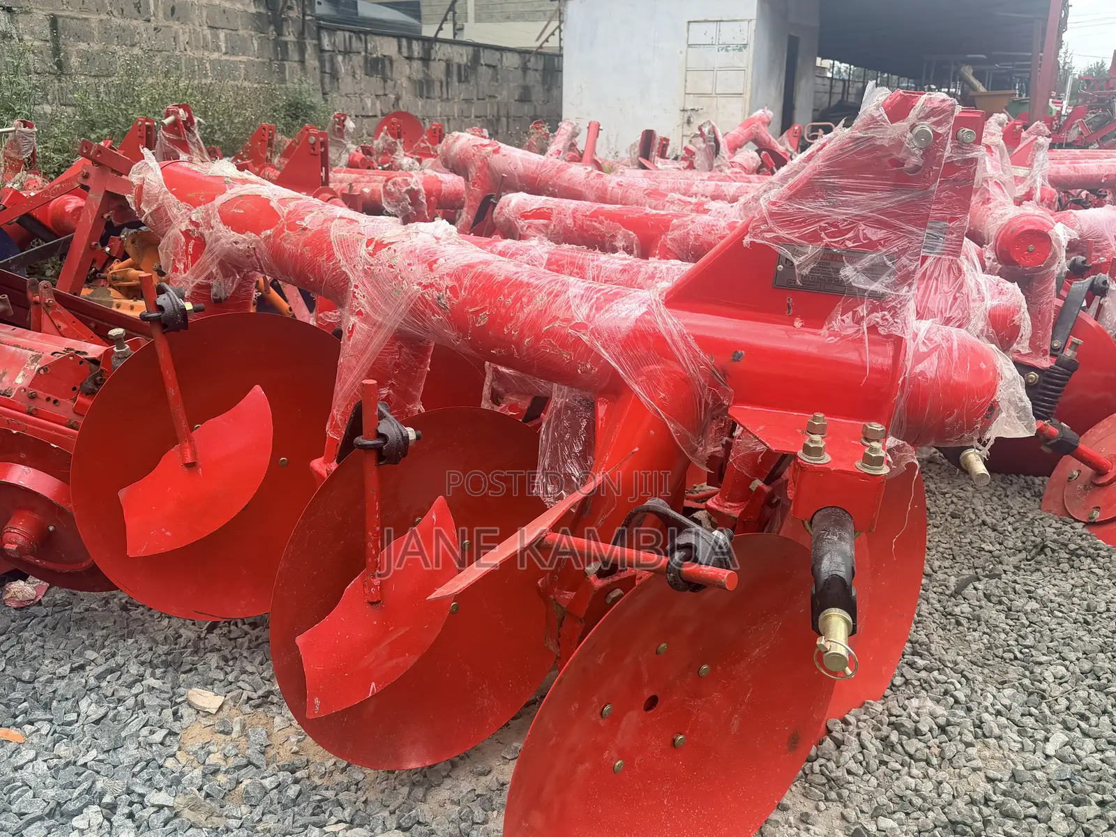 Mf 3disc Plough Massey