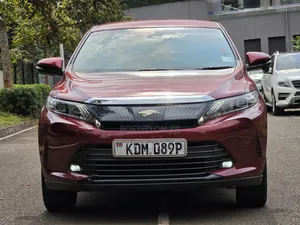 Toyota Harrier 2017