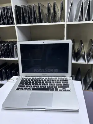 Laptop Apple MacBook 2015 4GB Intel Core i5 SSD 128GB