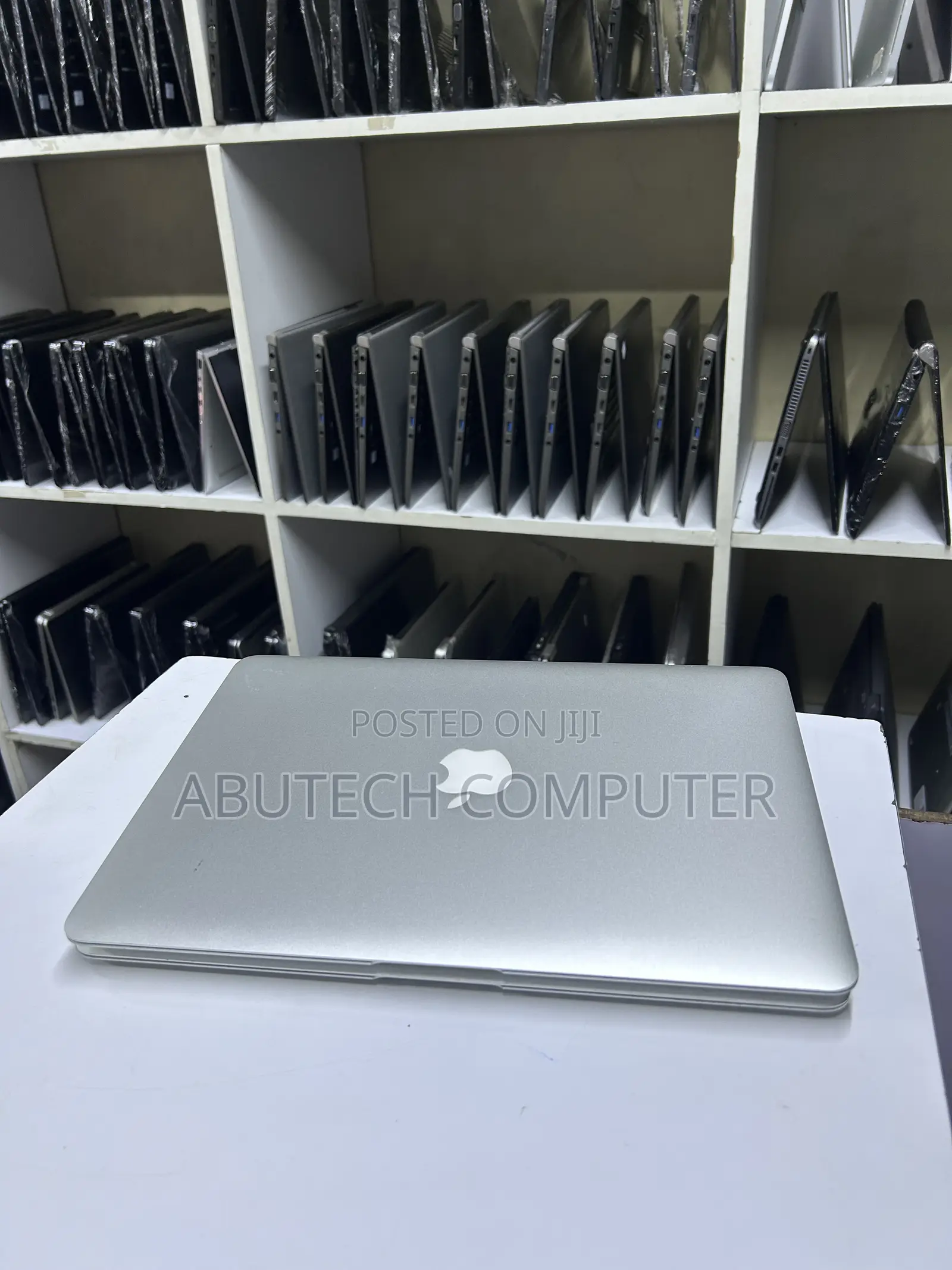 Laptop Apple MacBook 2015 4GB Intel Core i5 SSD 128GB