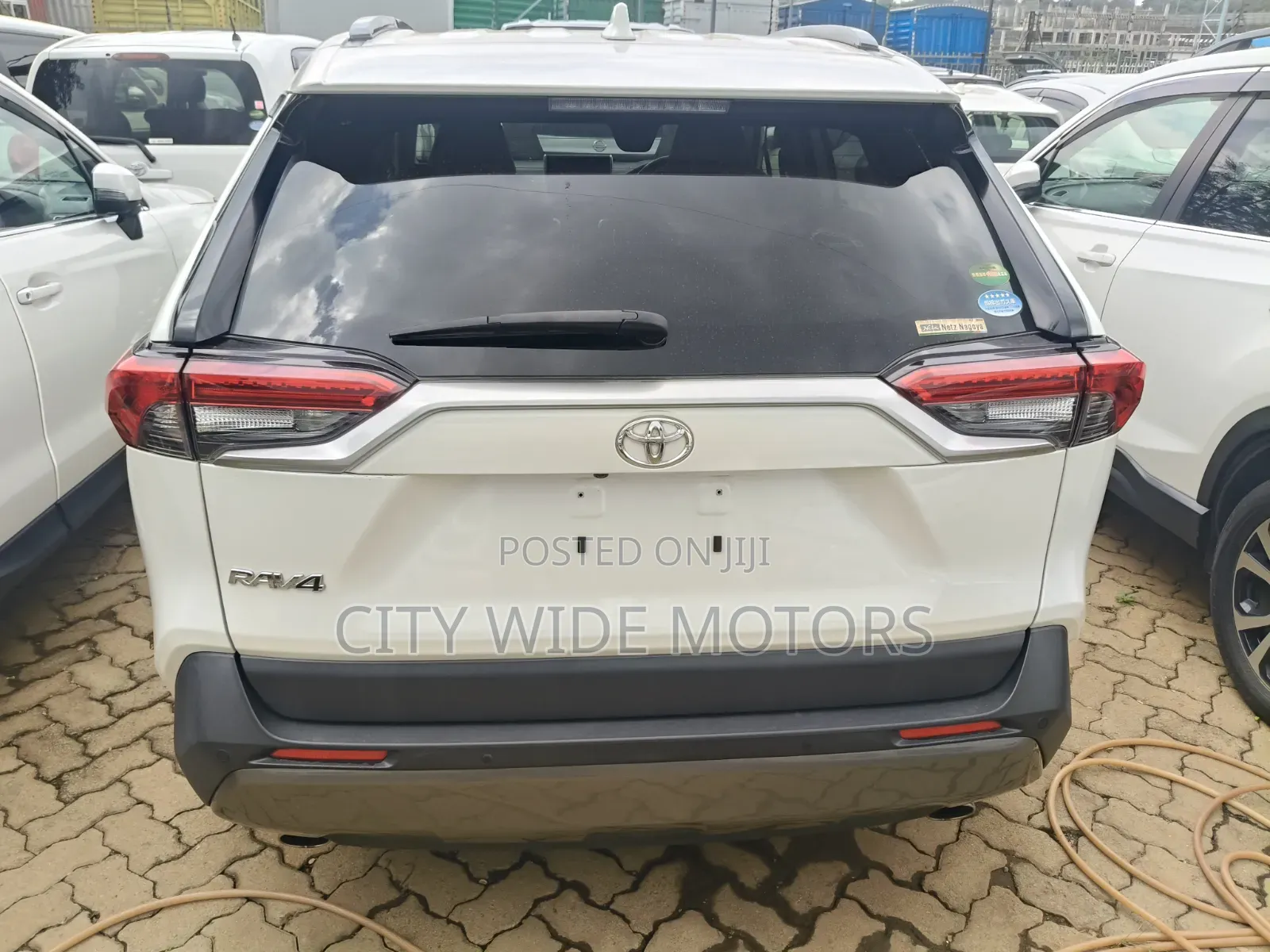 Toyota RAV4 Limited AWD 2019 White
