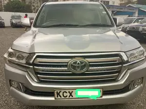 Toyota Land Cruiser 2012 Silver