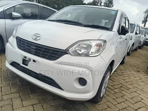 Toyota Passo 2018 White