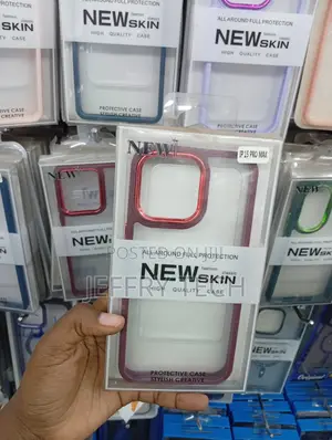 iPhone 15 Pro Max, Crimson Red Outer Perimeter Frame Case