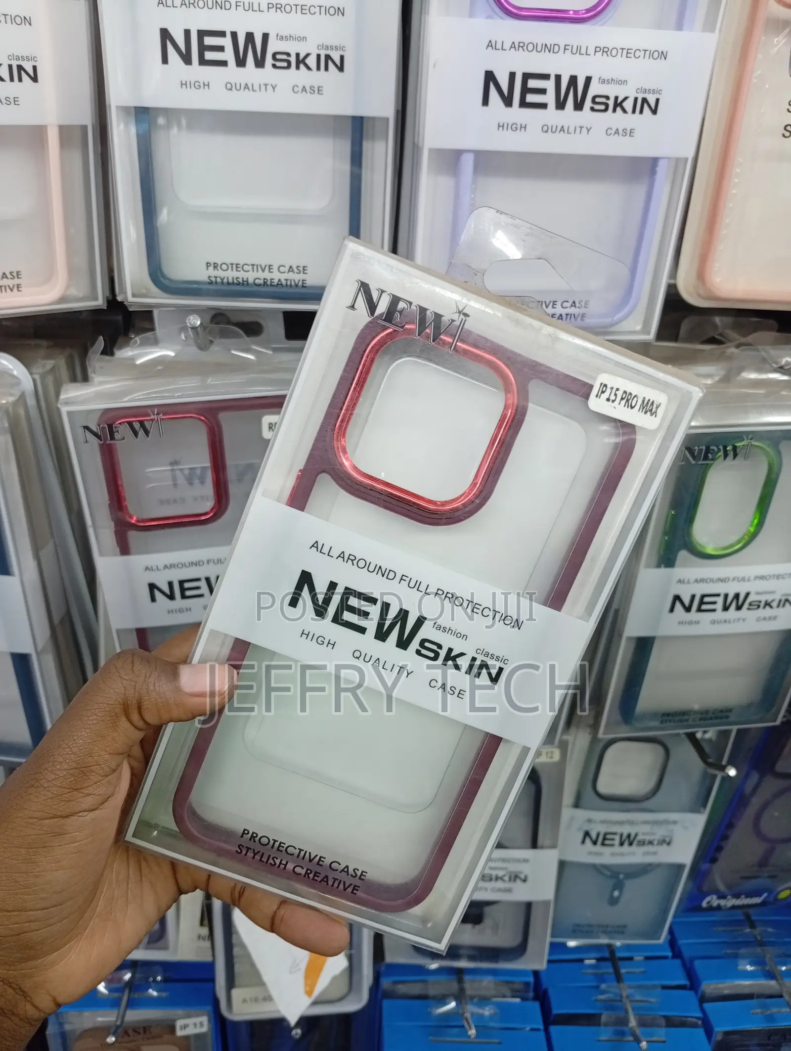 iPhone 15 Pro Max, Crimson Red Outer Perimeter Frame Case