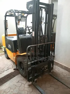 Forklifts for Industrial Work Are Ready for Lifting Services