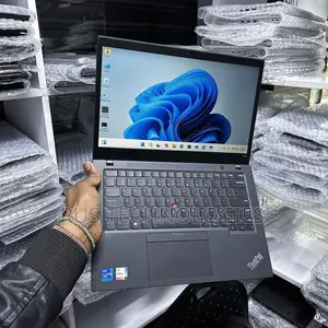 Laptop Lenovo ThinkPad T14s Gen 1 16GB Intel Core i7 SSD 512GB