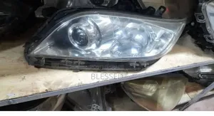 Toyota Vanguard Headlight