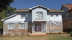 5bdrm Maisonette in Ngoingwa Estate for rent