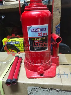 Ordinary Jack 32 Ton Red