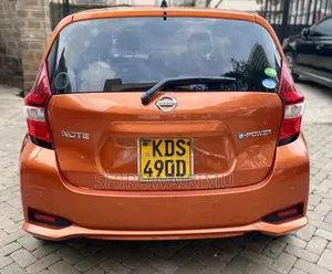 Nissan Note 2018 Orange