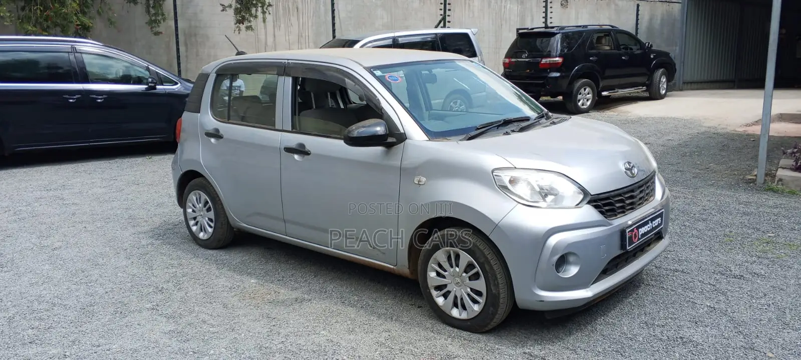 Toyota Passo 2018 Silver
