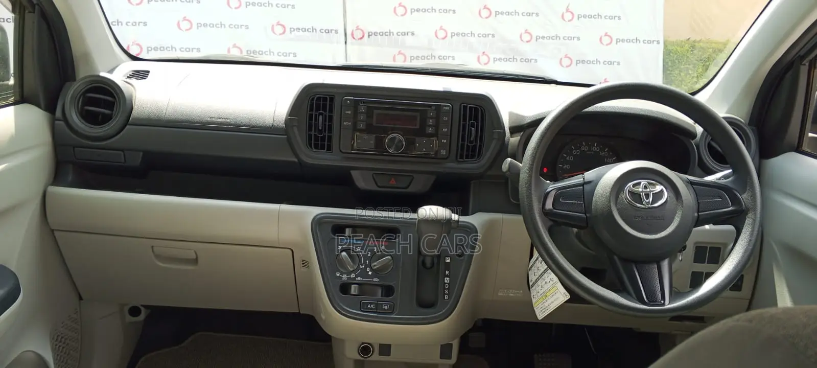 Toyota Passo 2018 Silver