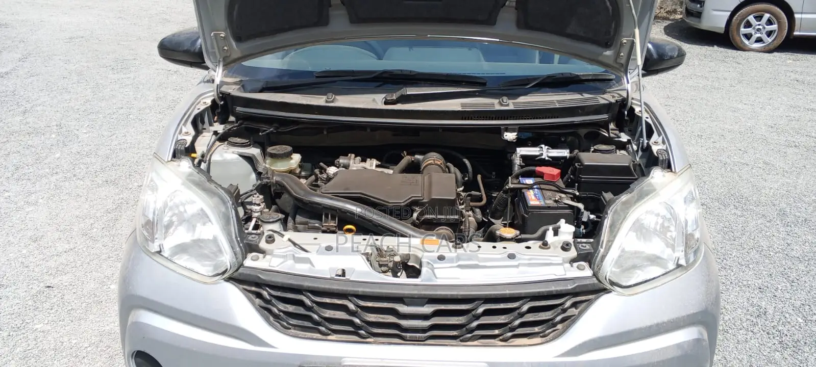 Toyota Passo 2018 Silver