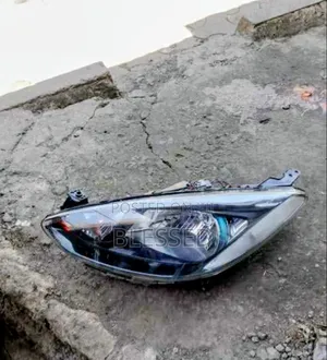 Mazda Demio 2008-2012 Headlight