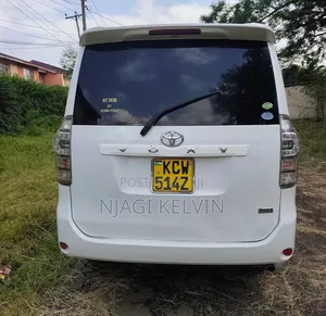Toyota Voxy 2012 White