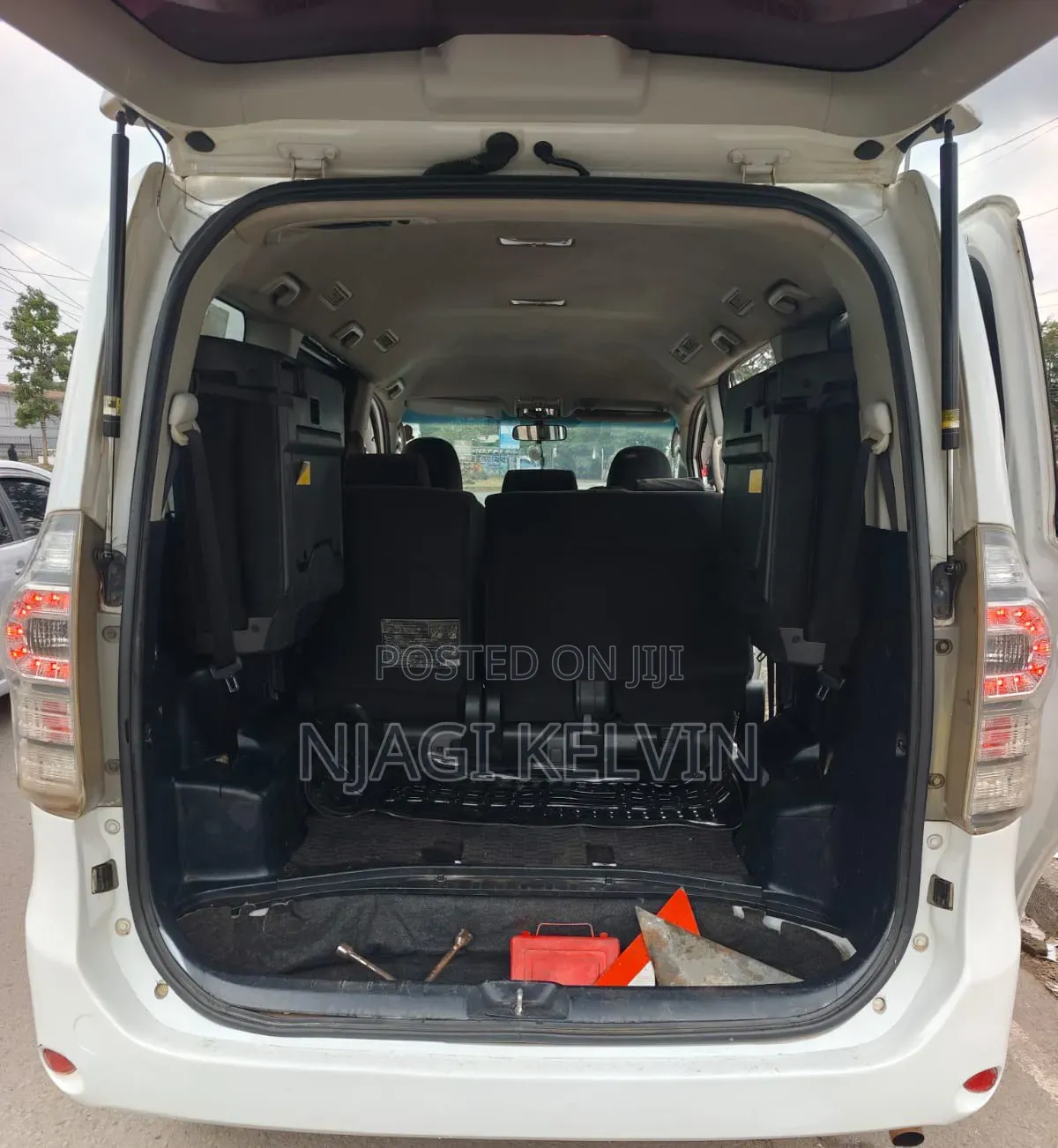 Toyota Voxy 2012 White
