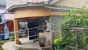 3bdrm Mansion in Gataka for sale
