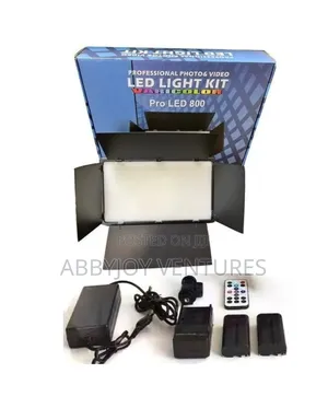 Pro Led 800 Photography Video Light Kit With Stand
