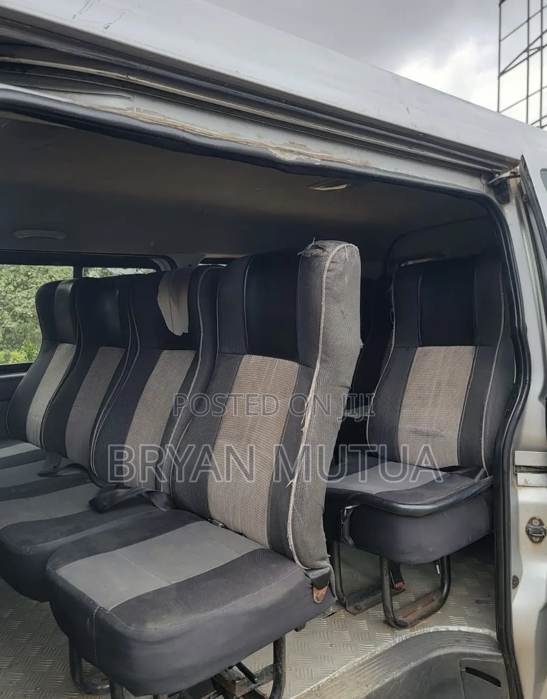 Toyota HiAce 2014 Silver