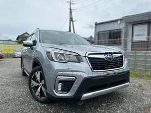 Subaru Forester 2019 Silver