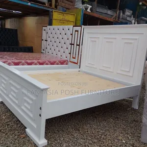 White Modern Bed Size 5 by 6