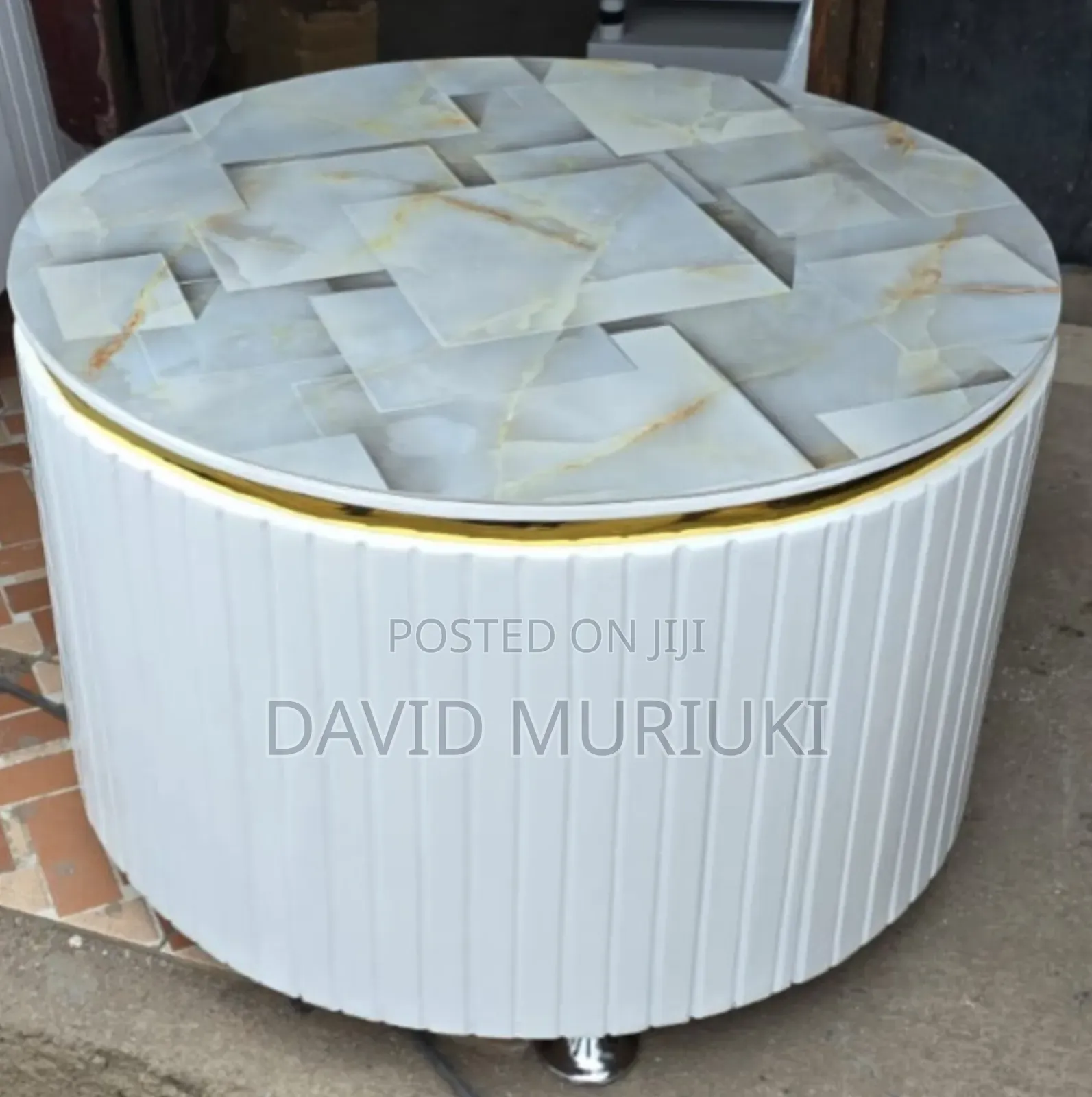 White Executive Modern Round Coffee Table