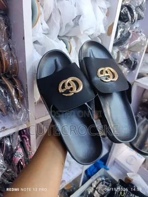 Elegant Slide Sandals With Gold Logo