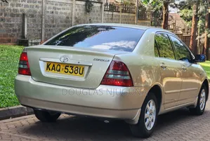 Toyota Corolla 2003 Gold