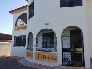 4bdrm Maisonette in Shanzu for sale