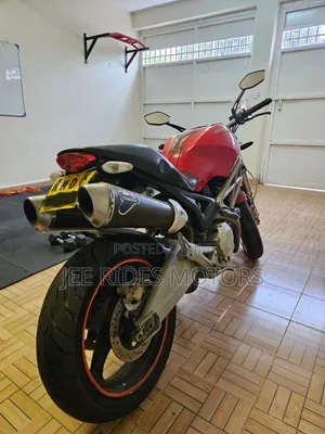 Ducati 2013 Red