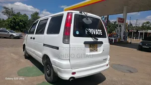 Toyota TownAce 2003 White