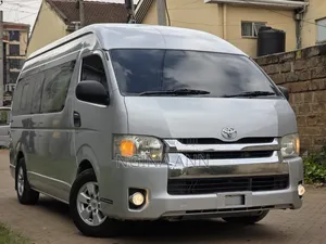 Toyota HiAce 2019 Silver