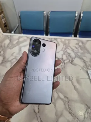 Vivo V60 256 GB Gray