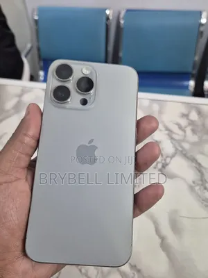 Apple iPhone 15 Pro Max 256 GB