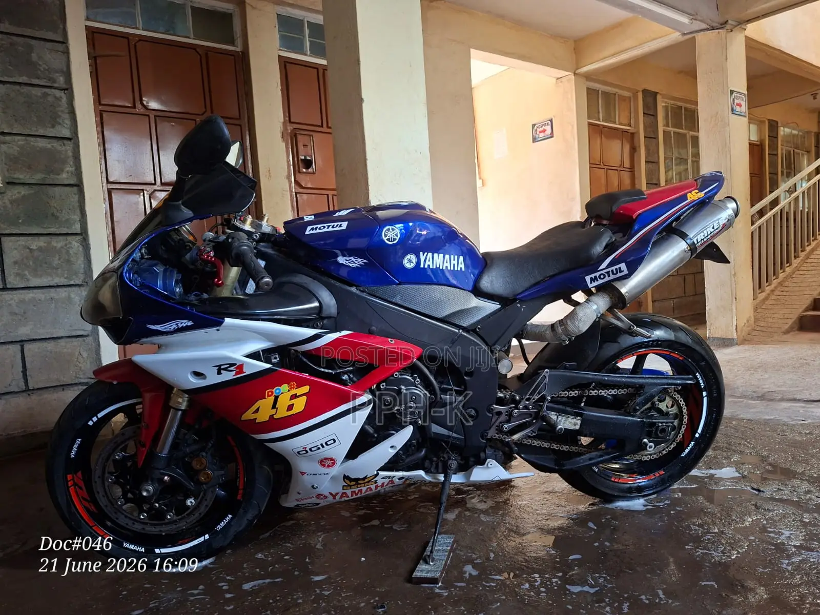 Yamaha R1 2015 Blue