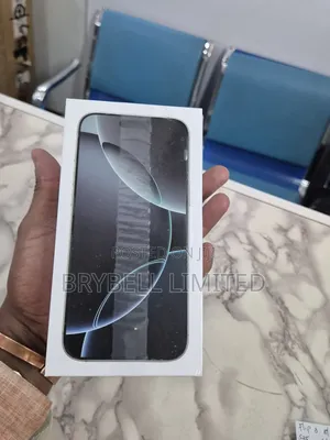 New Apple iPhone 16 Pro Max 256 GB Black