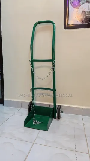3.4m3 Oxygen Trolley With Chains for Stability