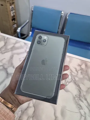 New Apple iPhone 11 Pro Max 256 GB Green