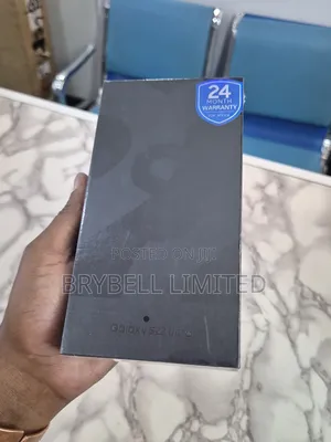 New Samsung Galaxy S22 Ultra 256 GB Black