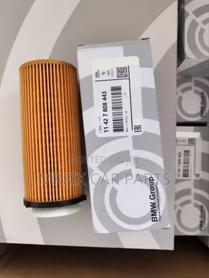 BMW Oil Filter 11 42 7 635 557 for BMW X1 F48 and Compatible Models.