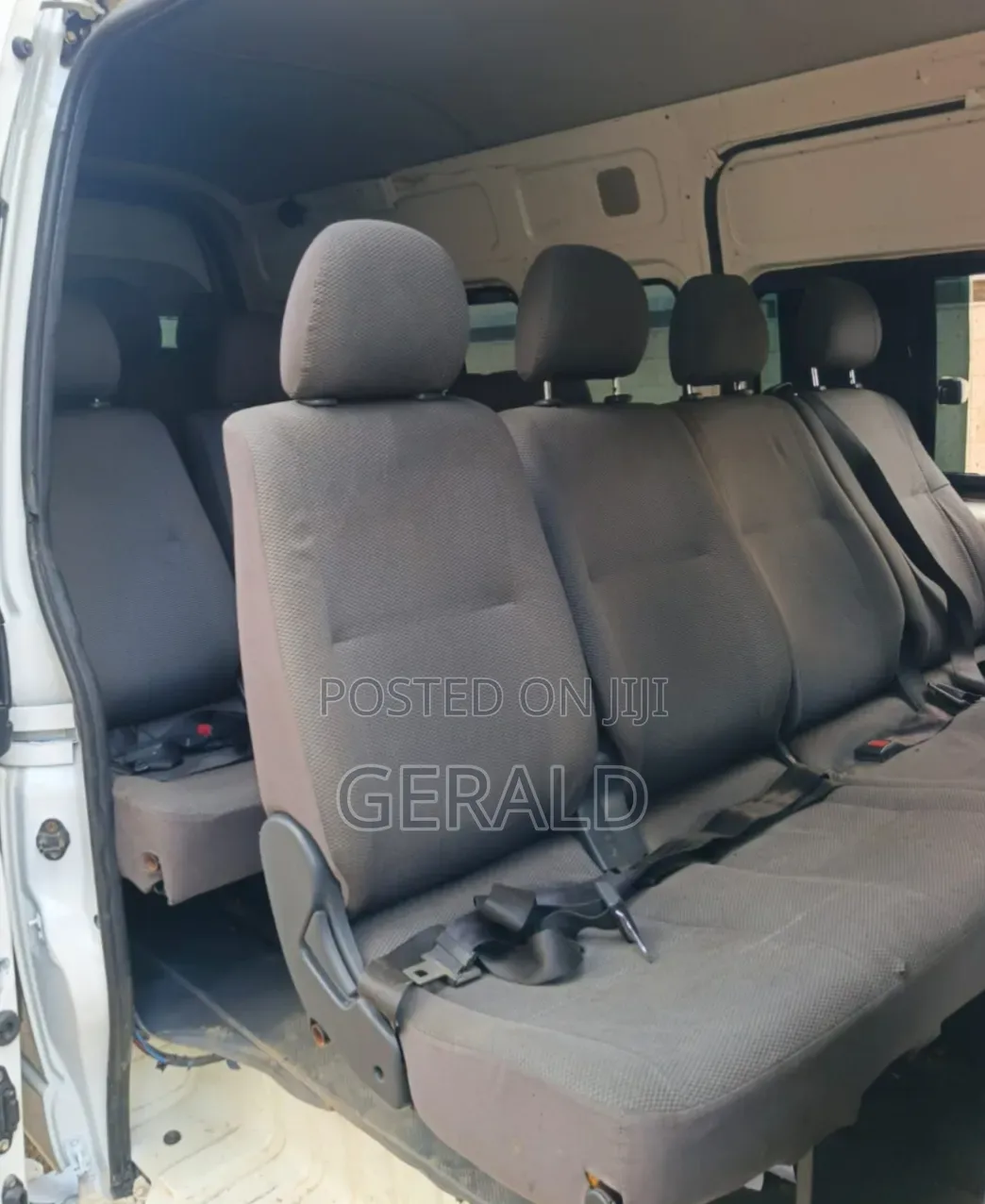 Toyota HiAce 2017 White