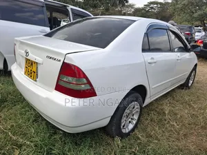 Toyota Corolla 2004 White