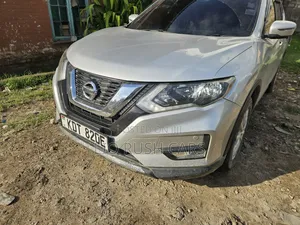 Nissan X-Trail 2018 Silver